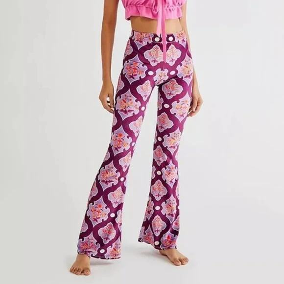 Free People Flare Street Velvet Flare Pants XS High Rise 70s Damask Boho Baroque - Picture 11 of 13
